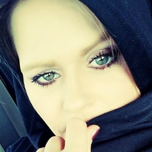 Meet your Posher, Suzyn